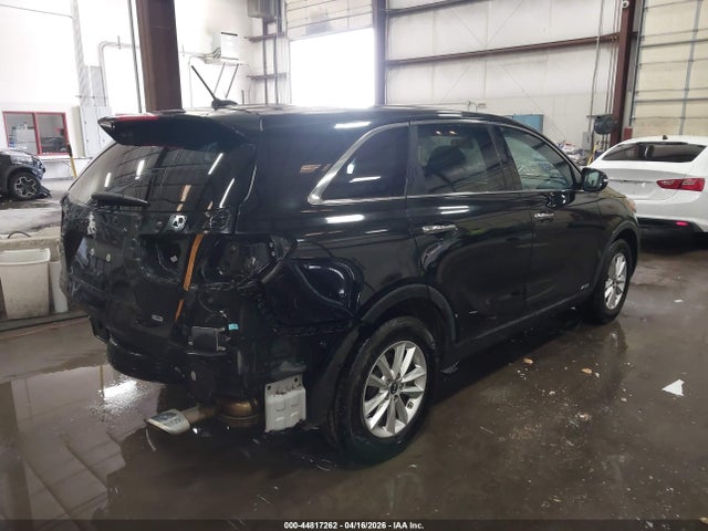 5XYPGDA32KG499231 KIA Sorento 2.4l Lx