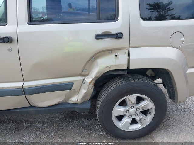 44817292 :رقم المزاد ، 1J4PN2GK2AW109300 vin ، 2010 Jeep Liberty Sport مزاد بيع