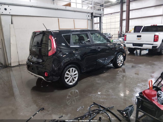 KIA SOUL + 2018 KNDJP3A57J7533760 Image 4