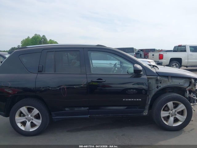 2014 Jeep Compass Latitude მანქანა იყიდება აუქციონზე, vin: 1C4NJDEB9ED689346, აუქციონის ნომერი: 44817314
