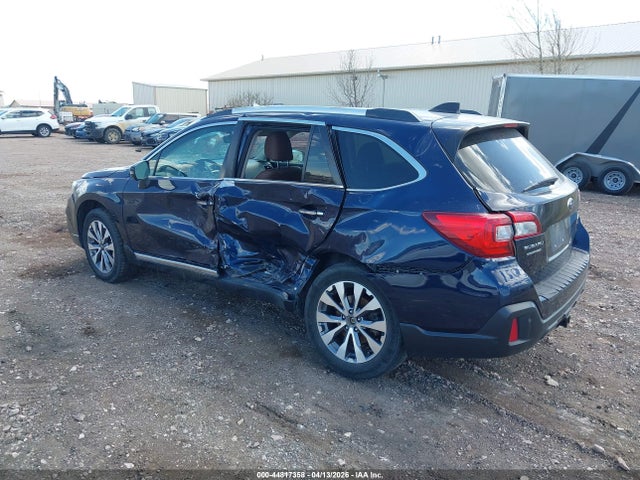 Продаж на аукціоні авто 2018 Subaru Outback 3.6r Touring, vin: 4S4BSETC0J3226685, номер лоту: 44817358
