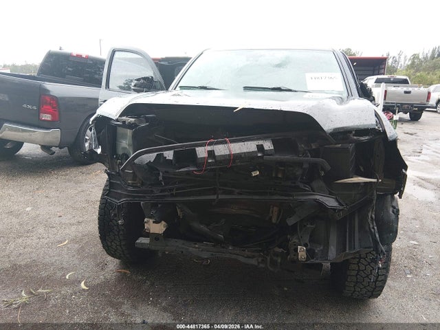Продажа на аукционе авто 2020 Toyota Tacoma Sr, vin: 5TFRX5GN0LX171800, номер лота: 44817365