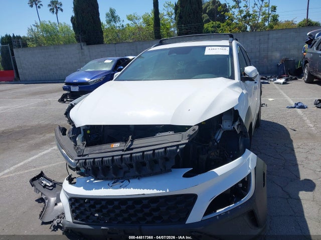 KM8K32AB4NU861513 Hyundai Kona Sel