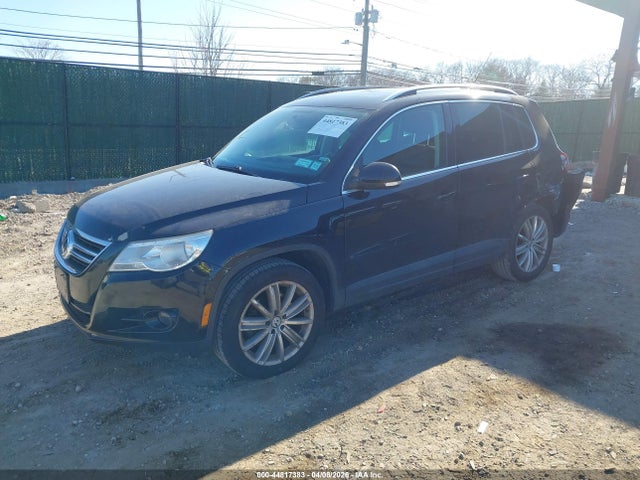 44817383 :رقم المزاد ، WVGBV7AX7BW523641 vin ، 2011 Volkswagen Tiguan Se مزاد بيع