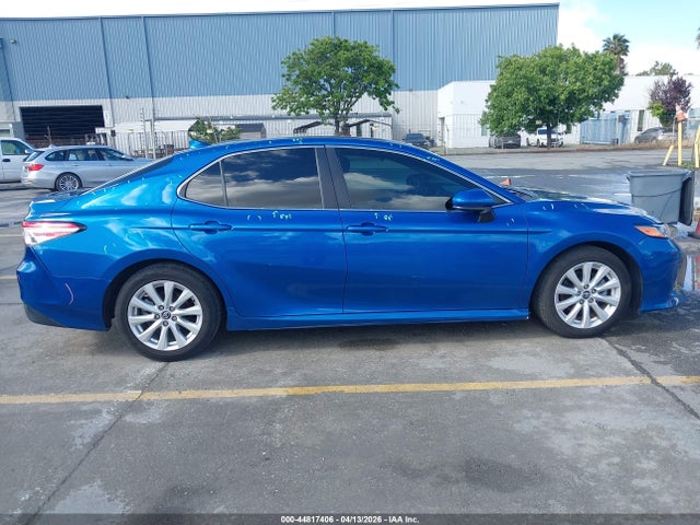 Toyota CAMRY LE 2020 4T1C11AK9LU338604 Image 13