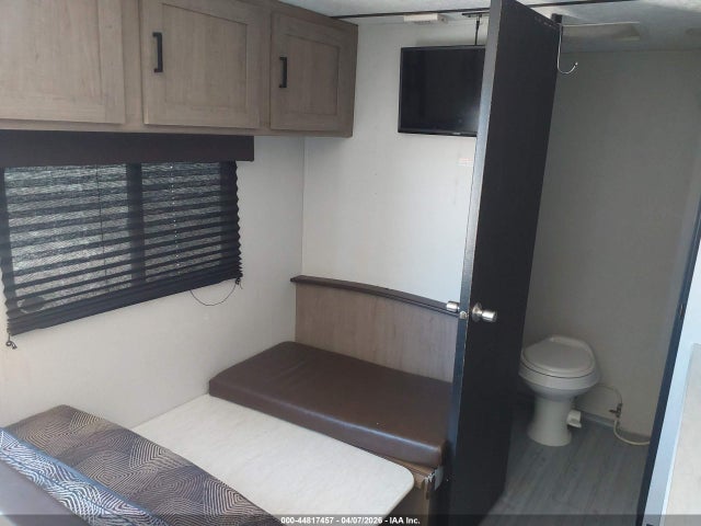Продаж на аукціоні авто 2020 Keystone Hideout Series M -178, vin: 4YDT17816LW242113, номер лоту: 44817457