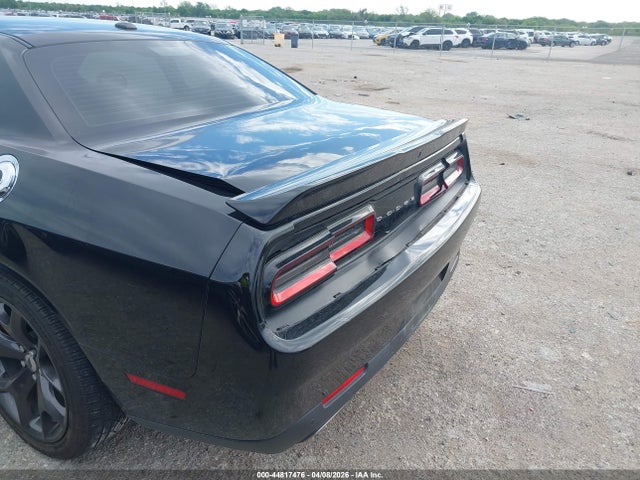 Продажа на аукционе авто 2018 Dodge Challenger Sxt, vin: 2C3CDZAG7JH202286, номер лота: 44817476