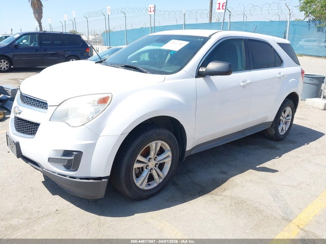 Chevrolet EQUINOX LS 2015 1GNALAEK7FZ110888 Image 2
