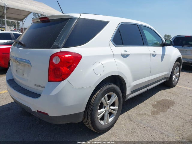 Chevrolet EQUINOX LS 2015 1GNALAEK7FZ110888 Image 4