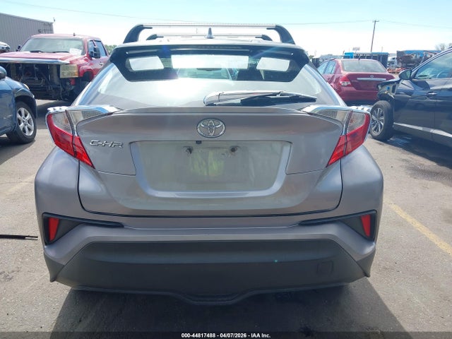 NMTKHMBX1JR034786 Toyota C-HR XLE