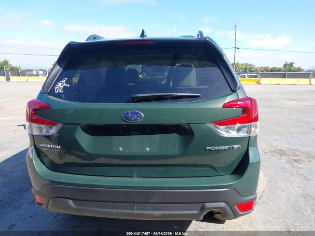 JF2SKADC0RH466217 Subaru Forester Premium