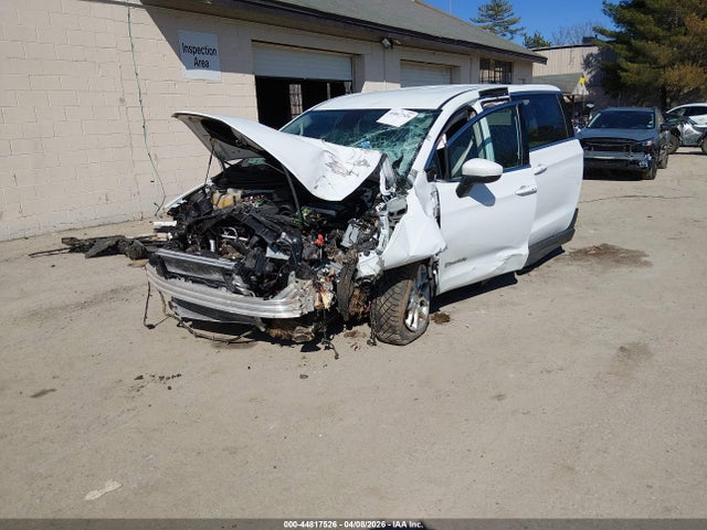 44817526 :رقم المزاد ، 2C4RC1CG8NR153901 vin ، 2022 Chrysler Voyager Lx مزاد بيع