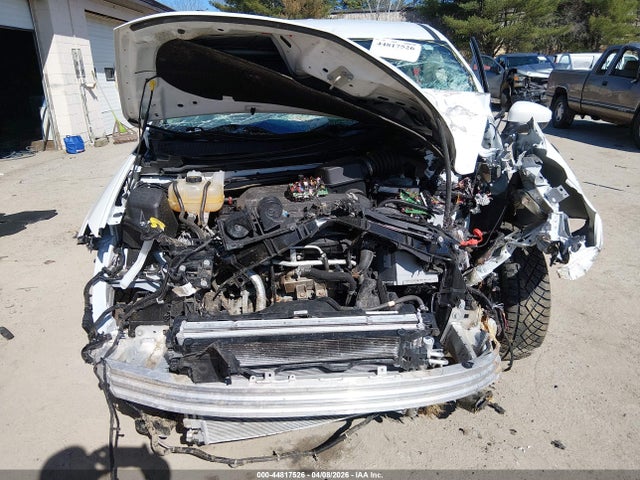 44817526 :رقم المزاد ، 2C4RC1CG8NR153901 vin ، 2022 Chrysler Voyager Lx مزاد بيع