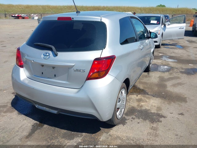 VNKJTUD3XFA052141 Toyota YARIS L