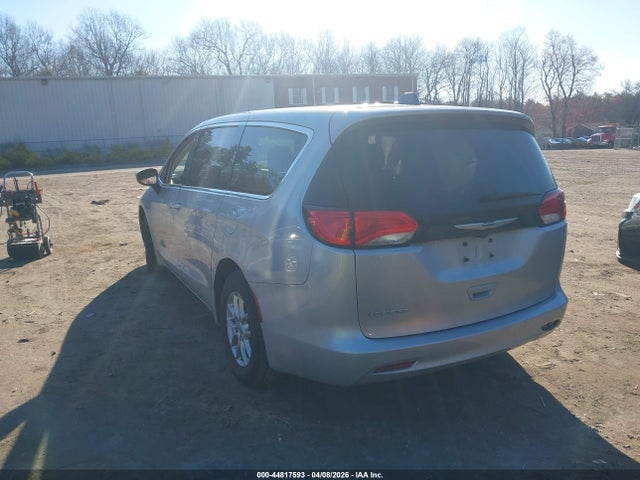 2023 Chrysler Voyager Lx მანქანა იყიდება აუქციონზე, vin: 2C4RC1CG7PR617005, აუქციონის ნომერი: 44817593
