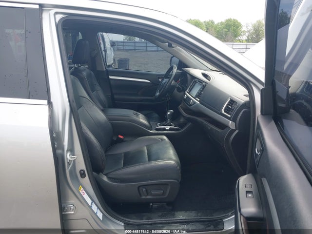 Aukcja sprzedaży 2019 Toyota Highlander Xle, vin: 5TDJZRFH7KS591049, numer aukcji: 44817642
