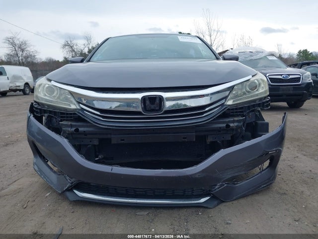 1HGCR2F58FA125236 Honda Accord Sport
