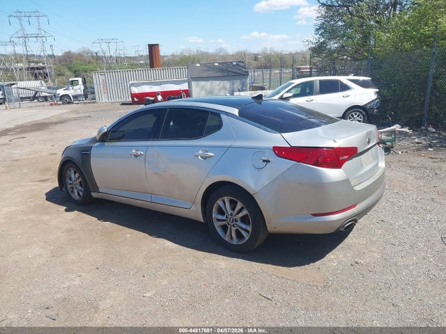 44817681 :رقم المزاد ، KNAGN4A71B5118872 vin ، 2011 Kia Optima Ex مزاد بيع