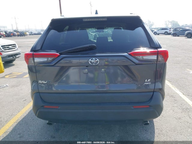 2T3G1RFV3LW105294 Toyota RAV4 LE