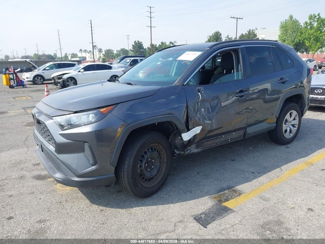 2T3G1RFV3LW105294 Toyota RAV4 LE