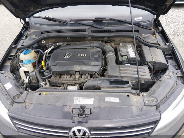 3VWD07AJ5EM422428 Volkswagen Jetta 1.8t Se
