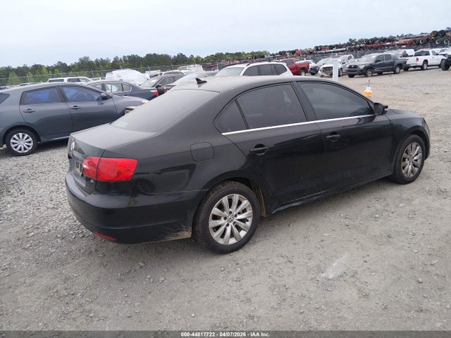 3VWD07AJ5EM422428 Volkswagen Jetta 1.8t Se