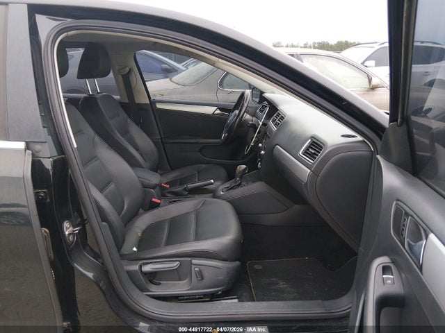 3VWD07AJ5EM422428 Volkswagen Jetta 1.8t Se