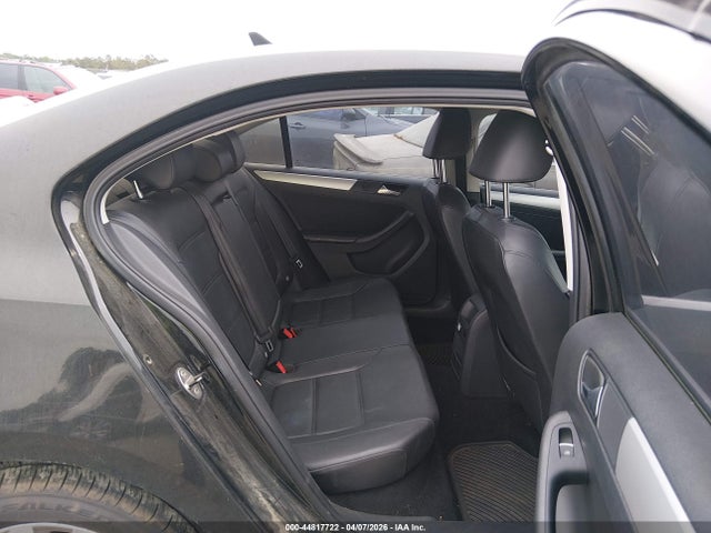 3VWD07AJ5EM422428 Volkswagen Jetta 1.8t Se