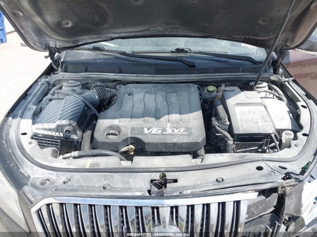 44817761 :رقم المزاد ، 1G4GB5G30GF166432 vin ، 2016 Buick Lacrosse Leather مزاد بيع