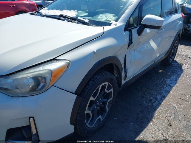 2017 Subaru Crosstrek 2.0i Premium მანქანა იყიდება აუქციონზე, vin: JF2GPADC4H8262137, აუქციონის ნომერი: 44817768