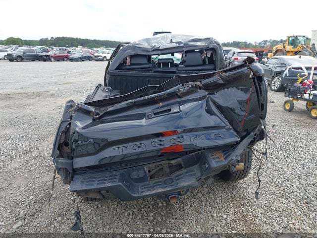 44817767 :رقم المزاد ، 3TMGZ5AN5NM464014 vin ، 2022 Toyota Tacoma Limited مزاد بيع