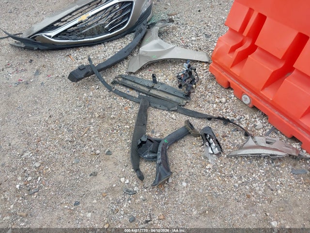 44817770 :رقم المزاد ، 1G1ZD5ST6NF139997 vin ، 2022 Chevrolet Malibu Fwd Lt مزاد بيع