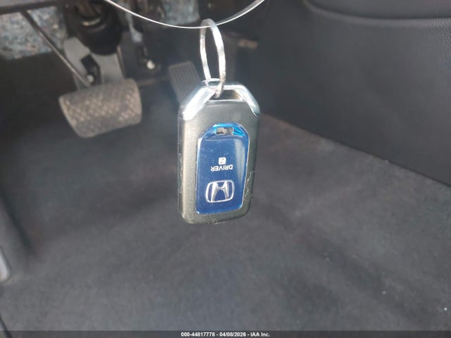 Продажа на аукционе авто 2020 Honda Accord Hybrid Touring, vin: 1HGCV3F90LA003826, номер лота: 44817778