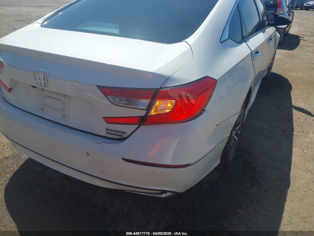 Продажа на аукционе авто 2020 Honda Accord Hybrid Touring, vin: 1HGCV3F90LA003826, номер лота: 44817778