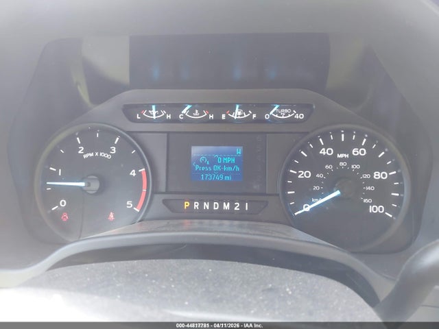 1FT8W3BT5KEE92900 Ford F-350 Xl