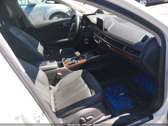 Продаж на аукціоні авто 2017 Audi A4 2.0t Premium, vin: WAUANAF46HN062858, номер лоту: 44817784