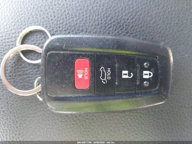 Toyota Rav4 Xle 2021 JTMW1RFV0MJ022563 Image 11