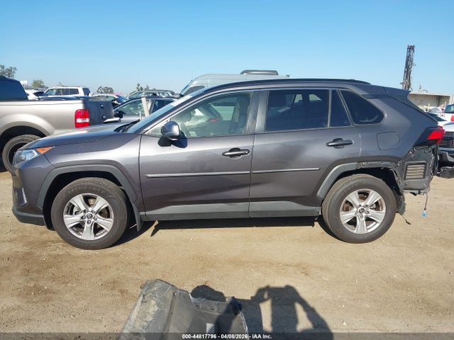 Toyota Rav4 Xle 2021 JTMW1RFV0MJ022563 Image 14
