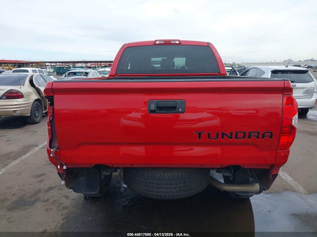 5TFUY5F11KX800548 Toyota Tundra Sr5 5.7l V8