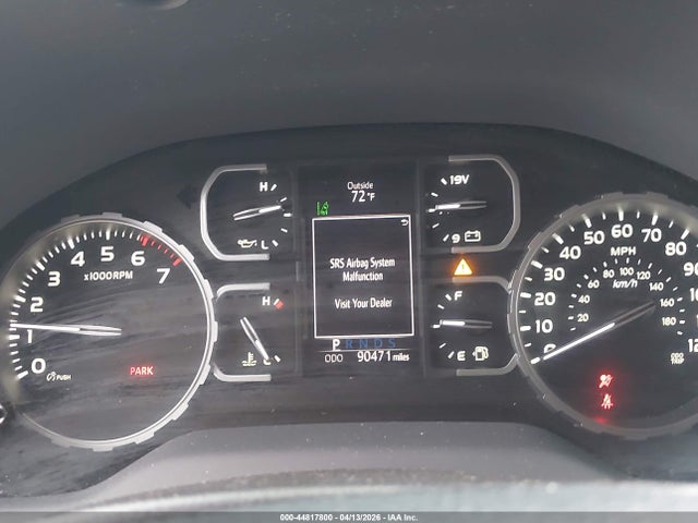 5TFUY5F11KX800548 Toyota Tundra Sr5 5.7l V8