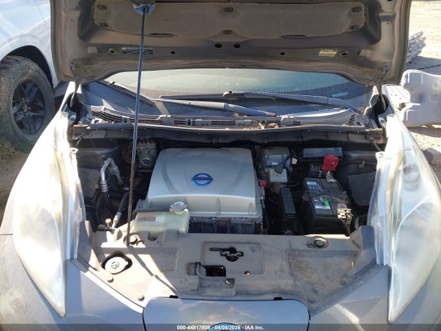 2015 NISSAN LEAF 1N4AZ0CPXFC330566 Photo 9