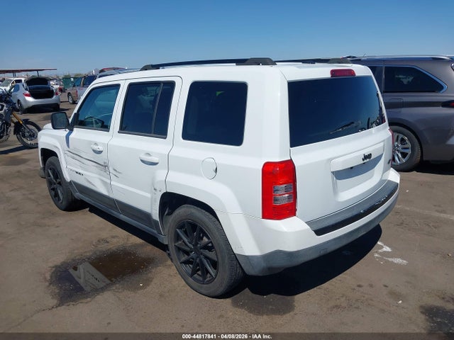 2015 Jeep Patriot Altitude Edition მანქანა იყიდება აუქციონზე, vin: 1C4NJPBA5FD400672, აუქციონის ნომერი: 44817841
