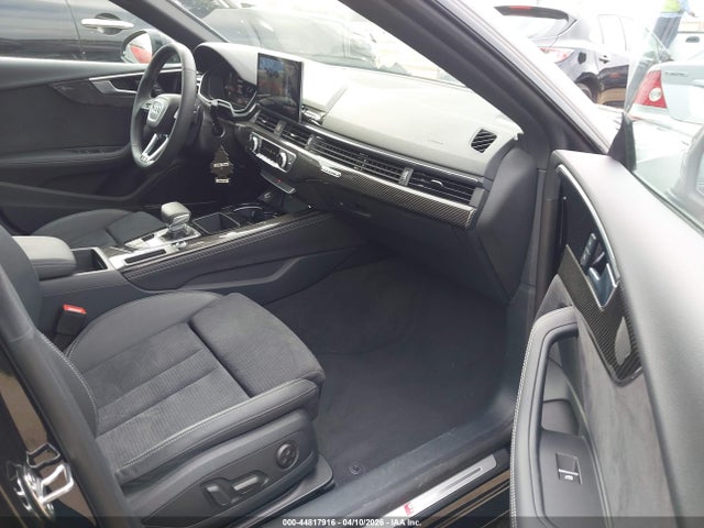 Продаж на аукціоні авто 2025 Audi A5 Sportback Premium Plus 45 Tfsi S Line Quattro S Tronic, vin: WAUFACF50SA002658, номер лоту: 44817916