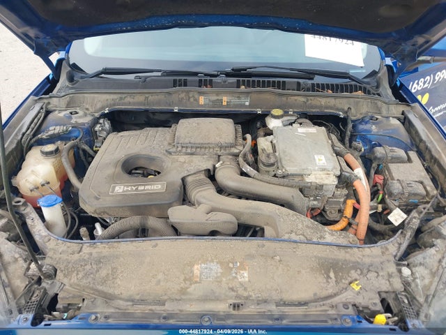 44817924 :رقم المزاد ، 3FA6P0LU1JR242338 vin ، 2018 Ford Fusion Hybrid Se مزاد بيع