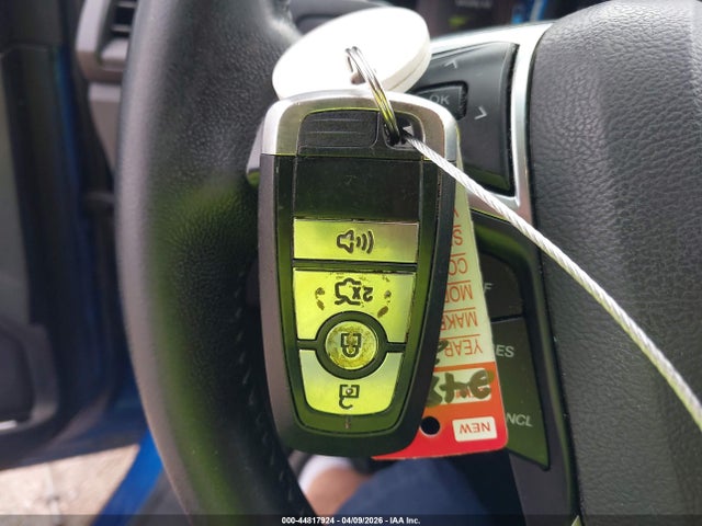 44817924 :رقم المزاد ، 3FA6P0LU1JR242338 vin ، 2018 Ford Fusion Hybrid Se مزاد بيع