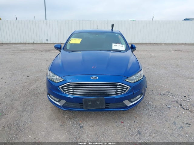 44817924 :رقم المزاد ، 3FA6P0LU1JR242338 vin ، 2018 Ford Fusion Hybrid Se مزاد بيع