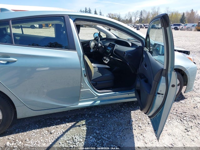JTDKARFU6G3003207 Toyota Prius Four
