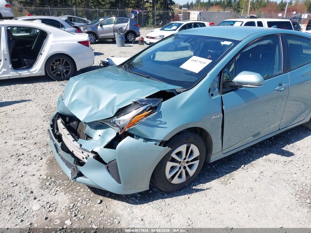 JTDKARFU6G3003207 Toyota Prius Four