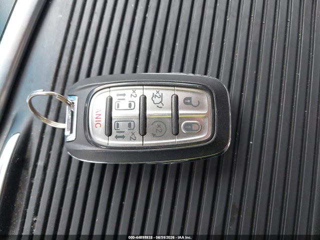 2023 CHRYSLER PACIFICA HYBRID 2C4RC1L74PR575716 Photo 10