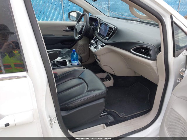 2023 CHRYSLER PACIFICA HYBRID 2C4RC1L74PR575716 Photo 4